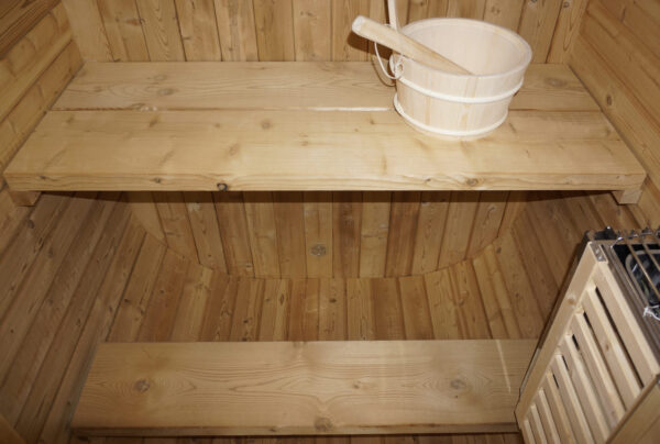 panche e secchi sauna da giardino economica in termotrattato