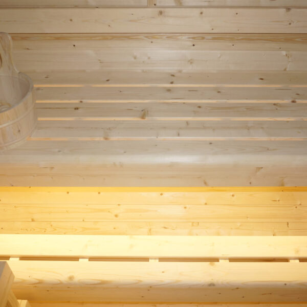 sauna da esterno cube a botte con vetrata frontale e posteriore