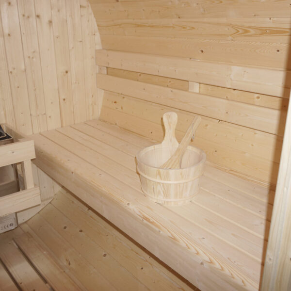 sauna in abete economica con terrazzino
