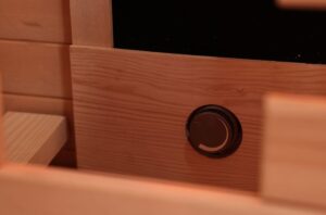 sauna infrarossi 3 persone con radiatori full spectrum e schienali ergonomici