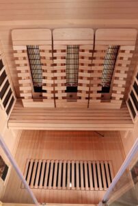 sauna infrarossi 3 persone con radiatori full spectrum e schienali ergonomici