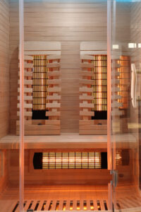 sauna infrarossi per due persone full spectrum con potenza regolabile e frontale vetrato vista interna