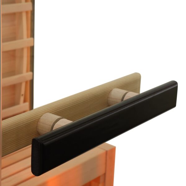 sauna moderna ed elegante ad infrarossi con vetrata su 3 lati radiatori full spectrum - vista maniglia