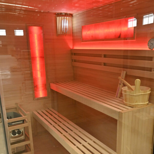 cromoterapia per sauna con mattoni di sale rosa