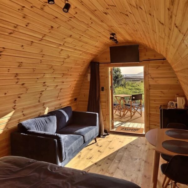 casetta bungalow da campeggio in lego Pod isolata
