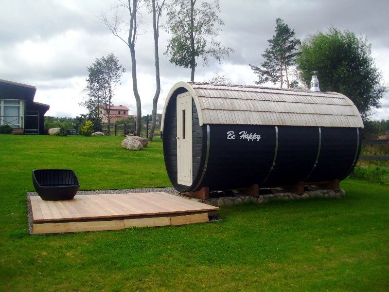 Esempio sauna finlandese a botte fino a 8 persone da esterno