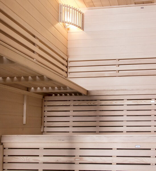 Sauna finlandese in hemlock canadese 105x150 cm con frontale vetrato