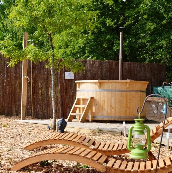 vasca a tinozza da giardino con stufa a legna economica